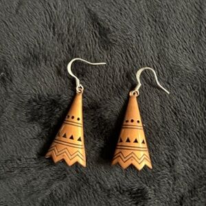Vintage  UNIQUE solid copper TeePee earrings- Sterling Silver fish hook- new